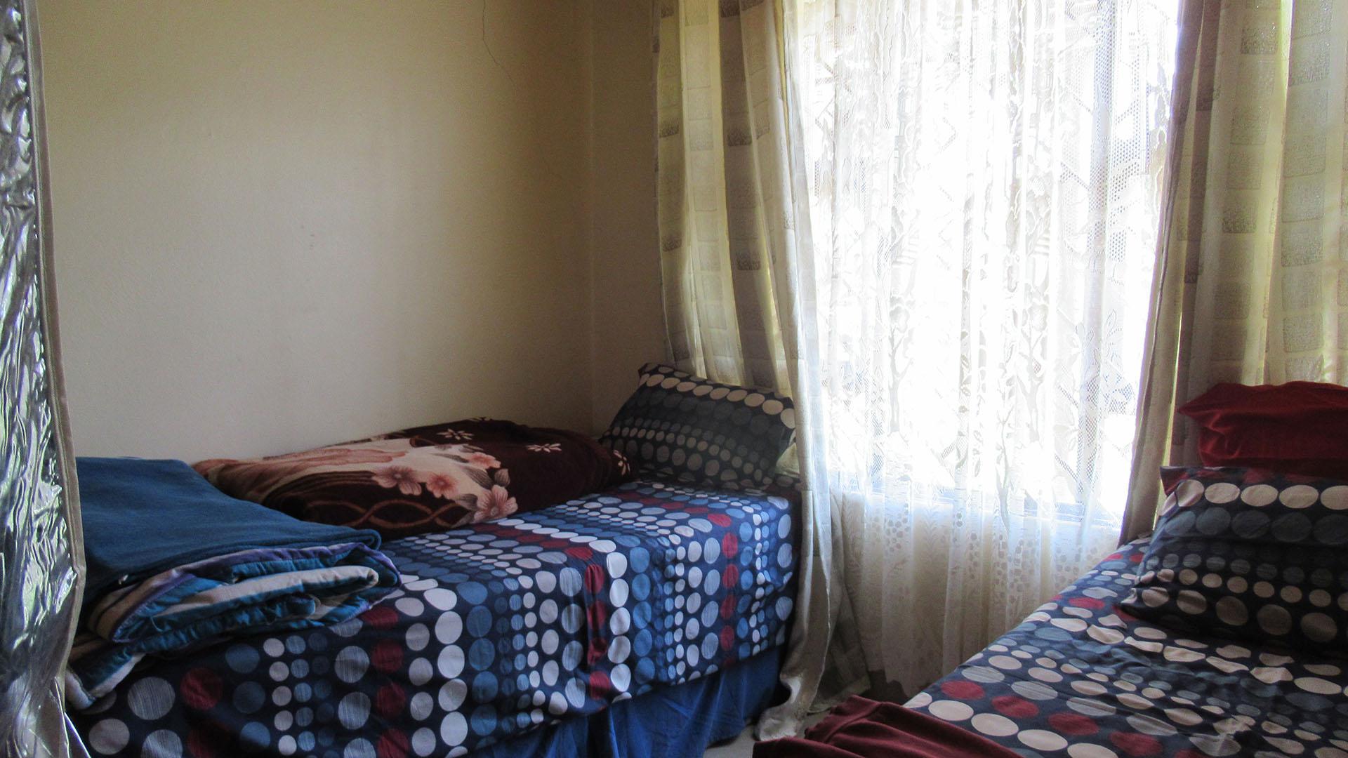 Bed Room 2 - 10 square meters of property in Ennerdale