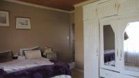 Main Bedroom - 18 square meters of property in Ennerdale