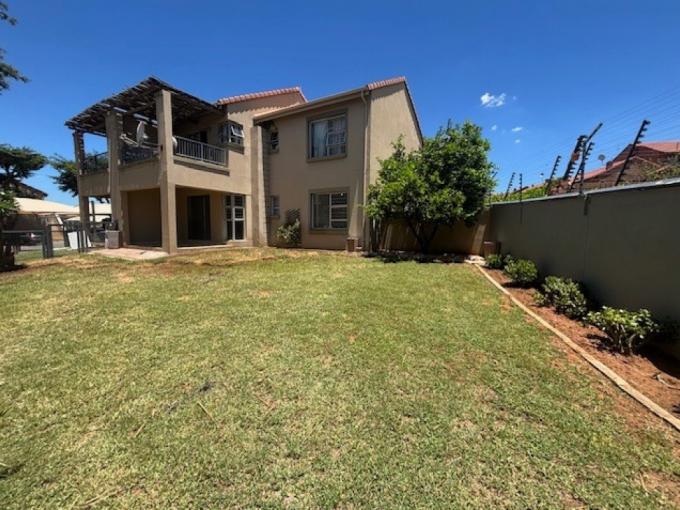 2 Bedroom Apartment for Sale For Sale in Tyger Valley - MR707866