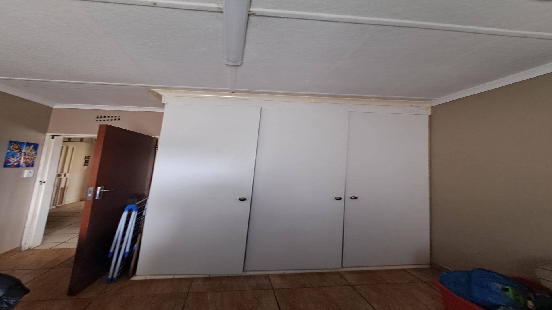 Bed Room 2 of property in Sasolburg