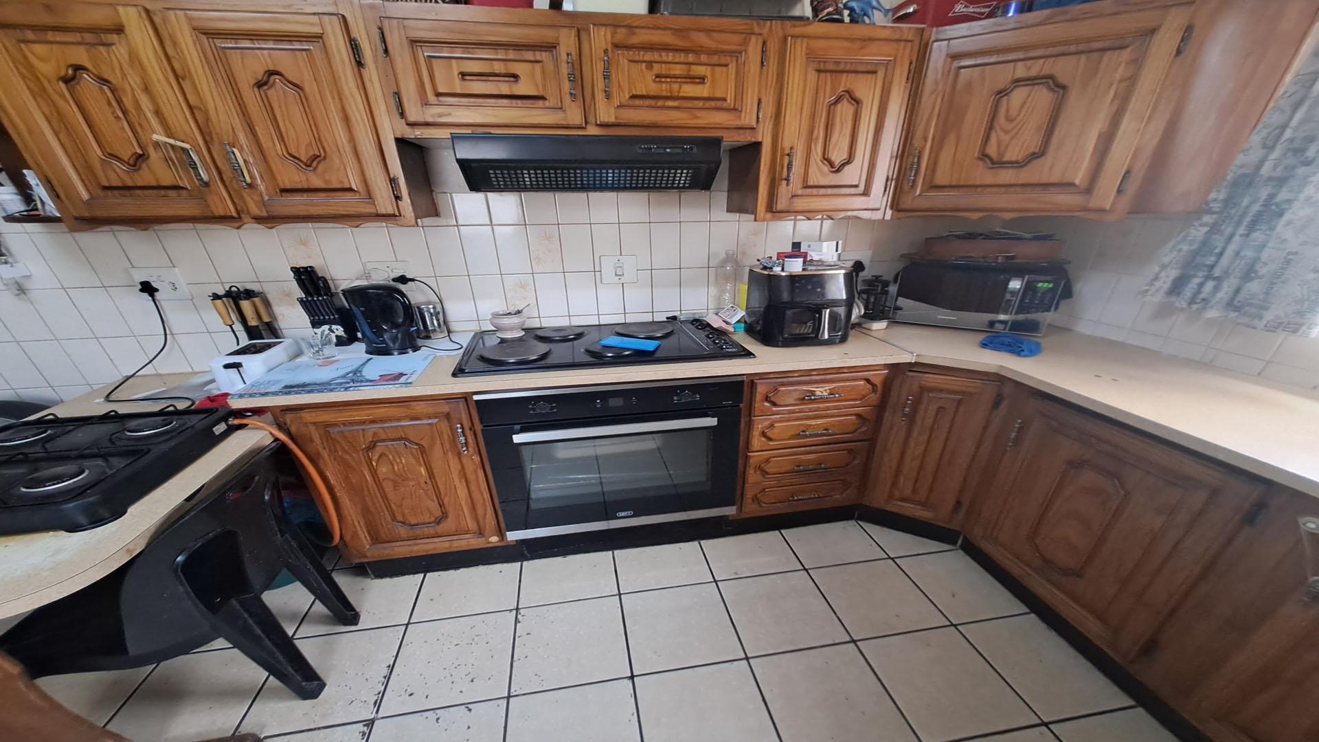 Kitchen of property in Sasolburg