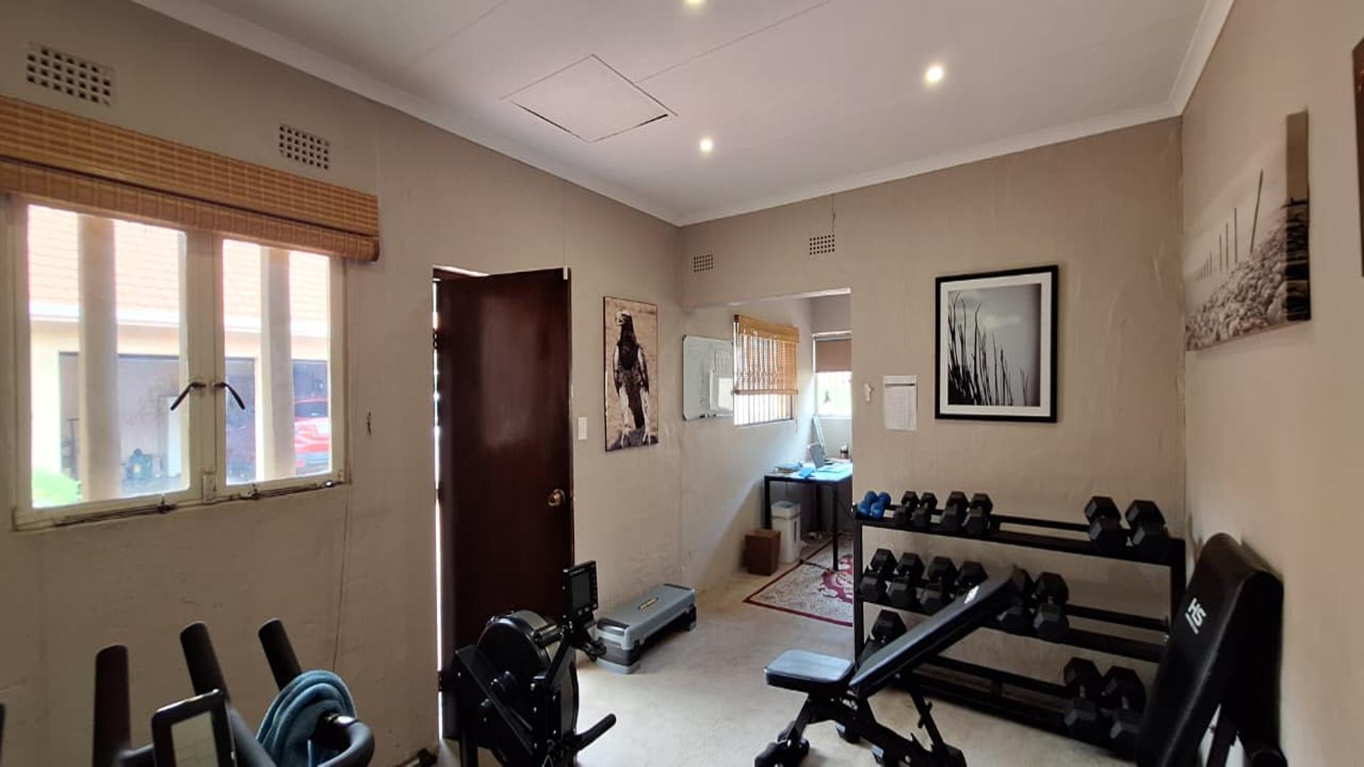 Store Room - 16 square meters of property in Randpark Ridge
