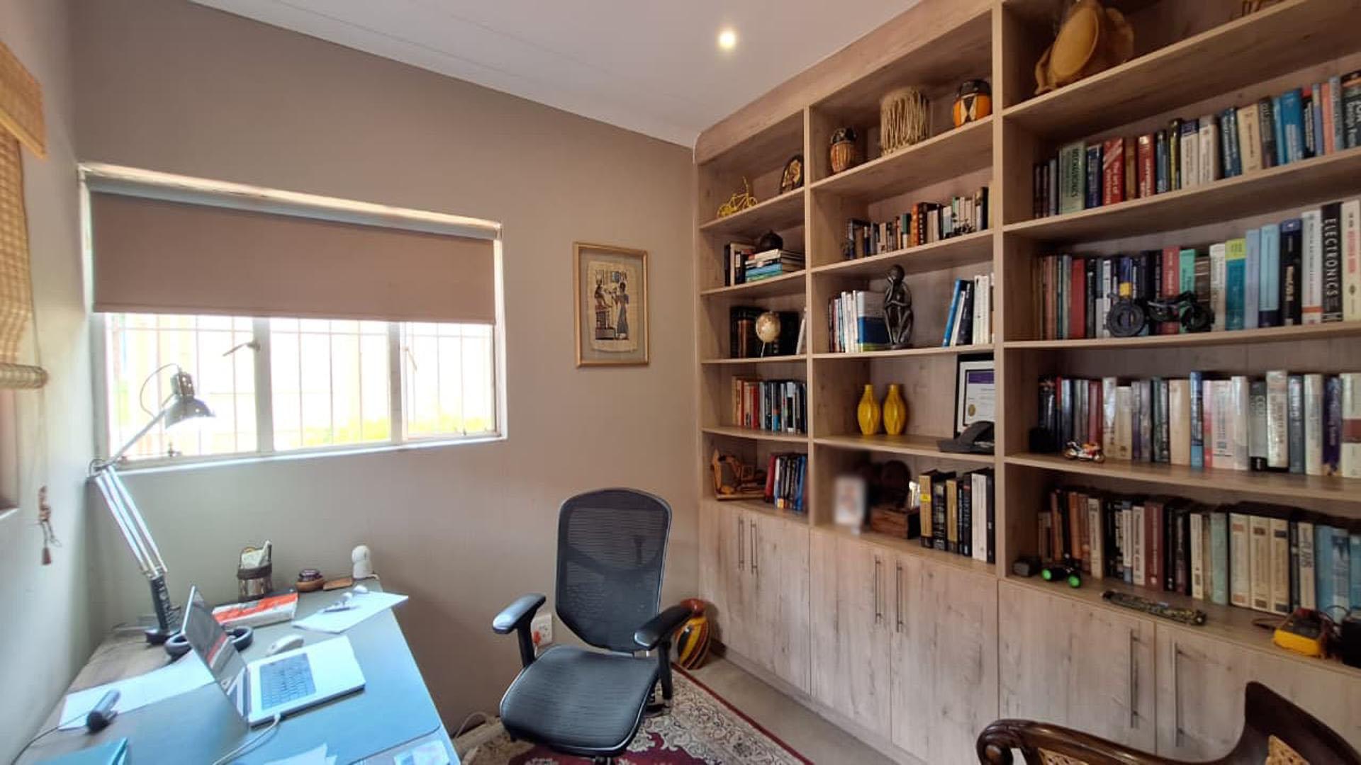 Study - 11 square meters of property in Randpark Ridge