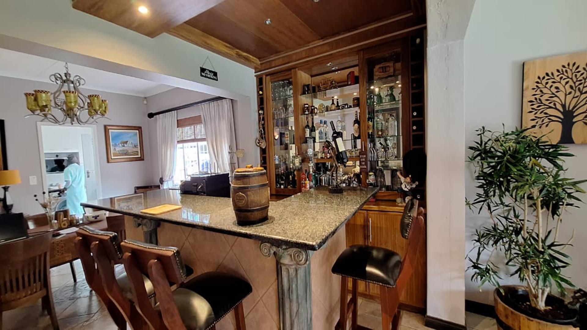 Entertainment - 10 square meters of property in Randpark Ridge