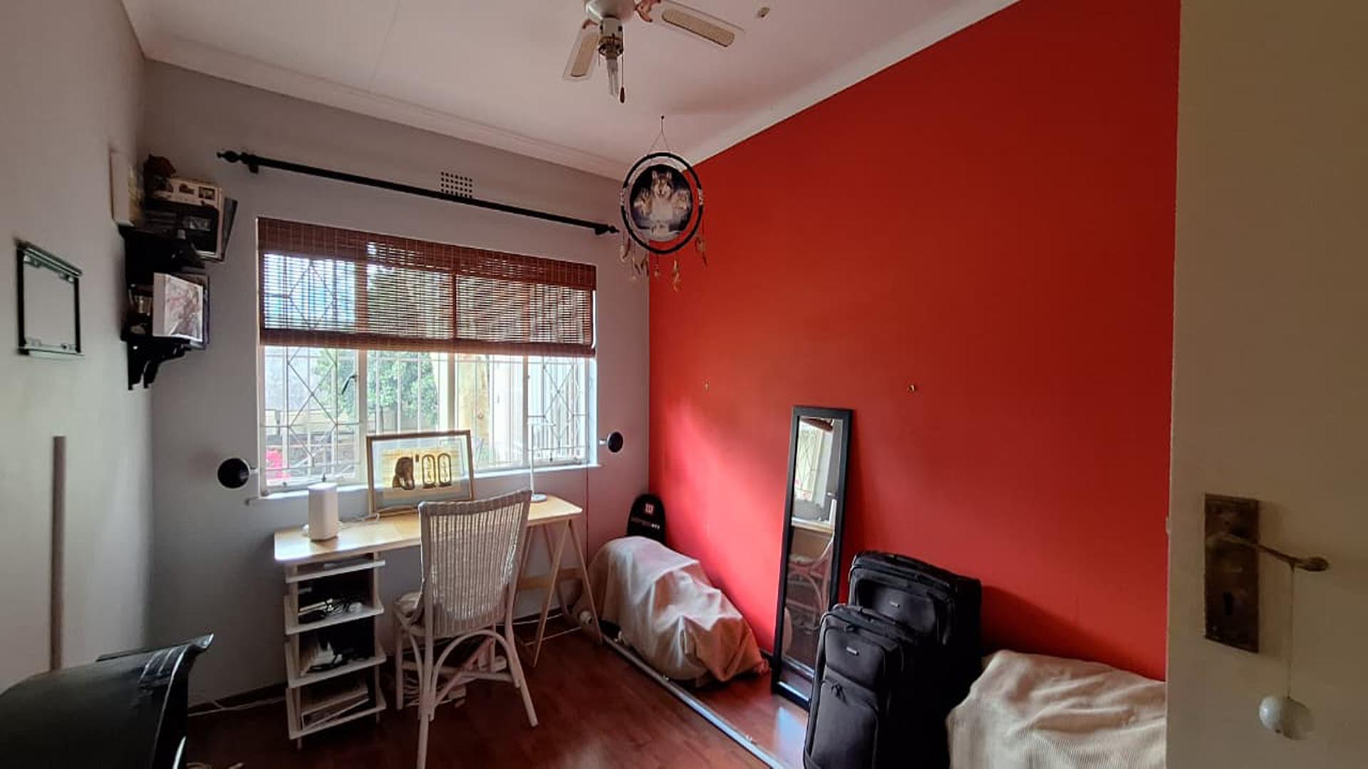 Bed Room 3 - 11 square meters of property in Randpark Ridge