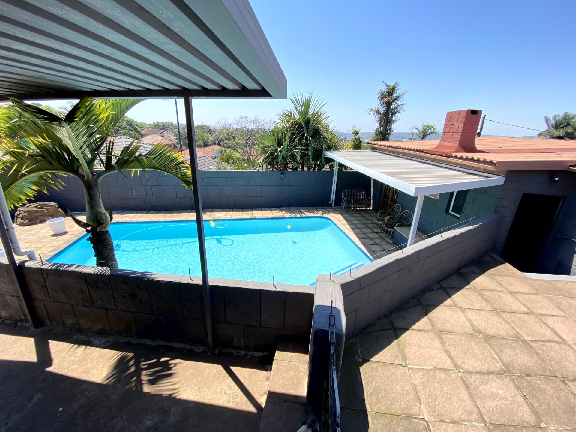  of property in Montclair (Dbn)