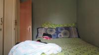 Bed Room 1 - 9 square meters of property in Protea Glen