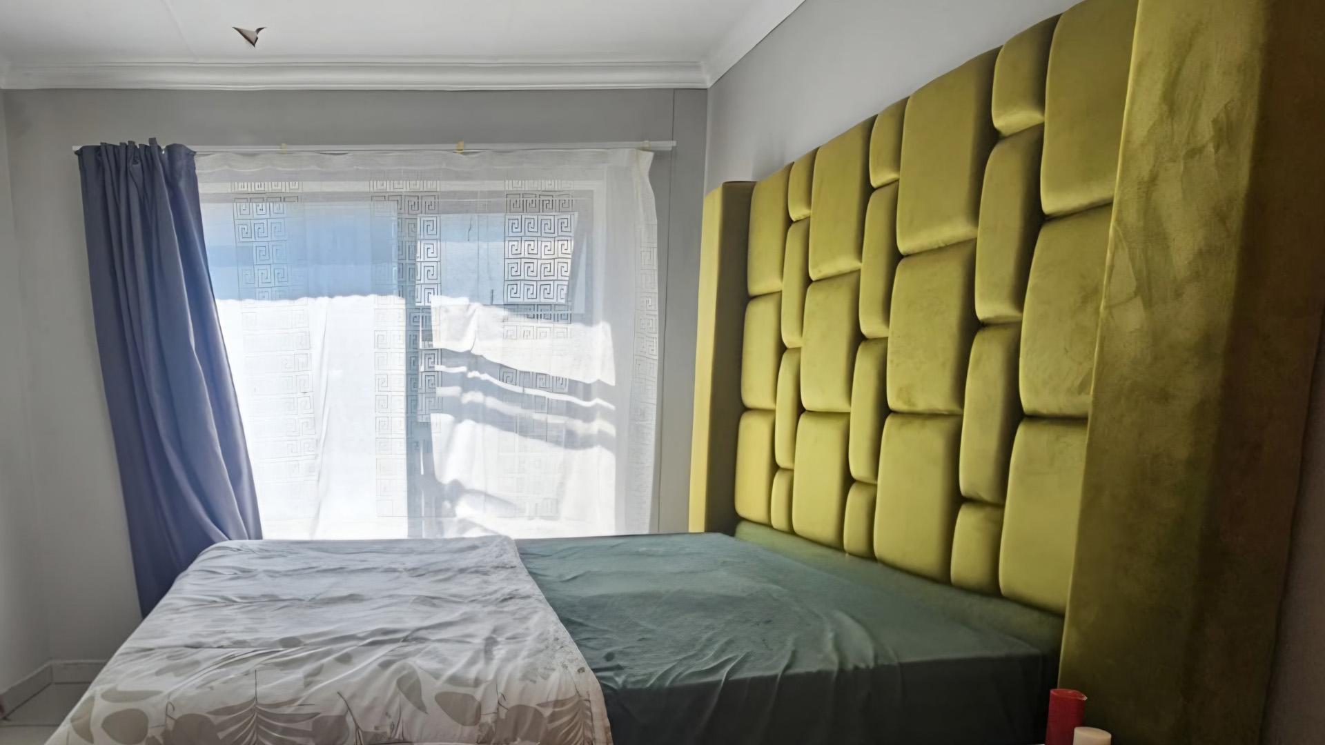 Bed Room 1 of property in Burgersfort