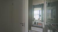 Bathroom 1 - 5 square meters of property in Hillhead