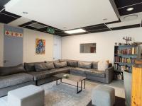  of property in Claremont (CPT)