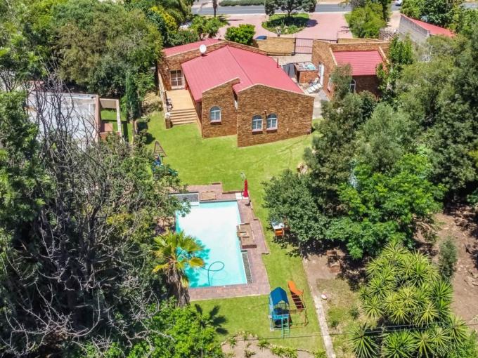 4 Bedroom House for Sale For Sale in Randpark Ridge - MR708013