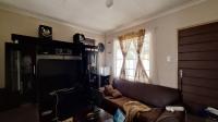 Lounges - 16 square meters of property in Sky City