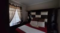 Main Bedroom - 12 square meters of property in Sky City
