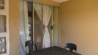 Patio - 8 square meters of property in Mondeor