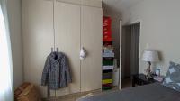 Bed Room 1 - 11 square meters of property in Erand Gardens