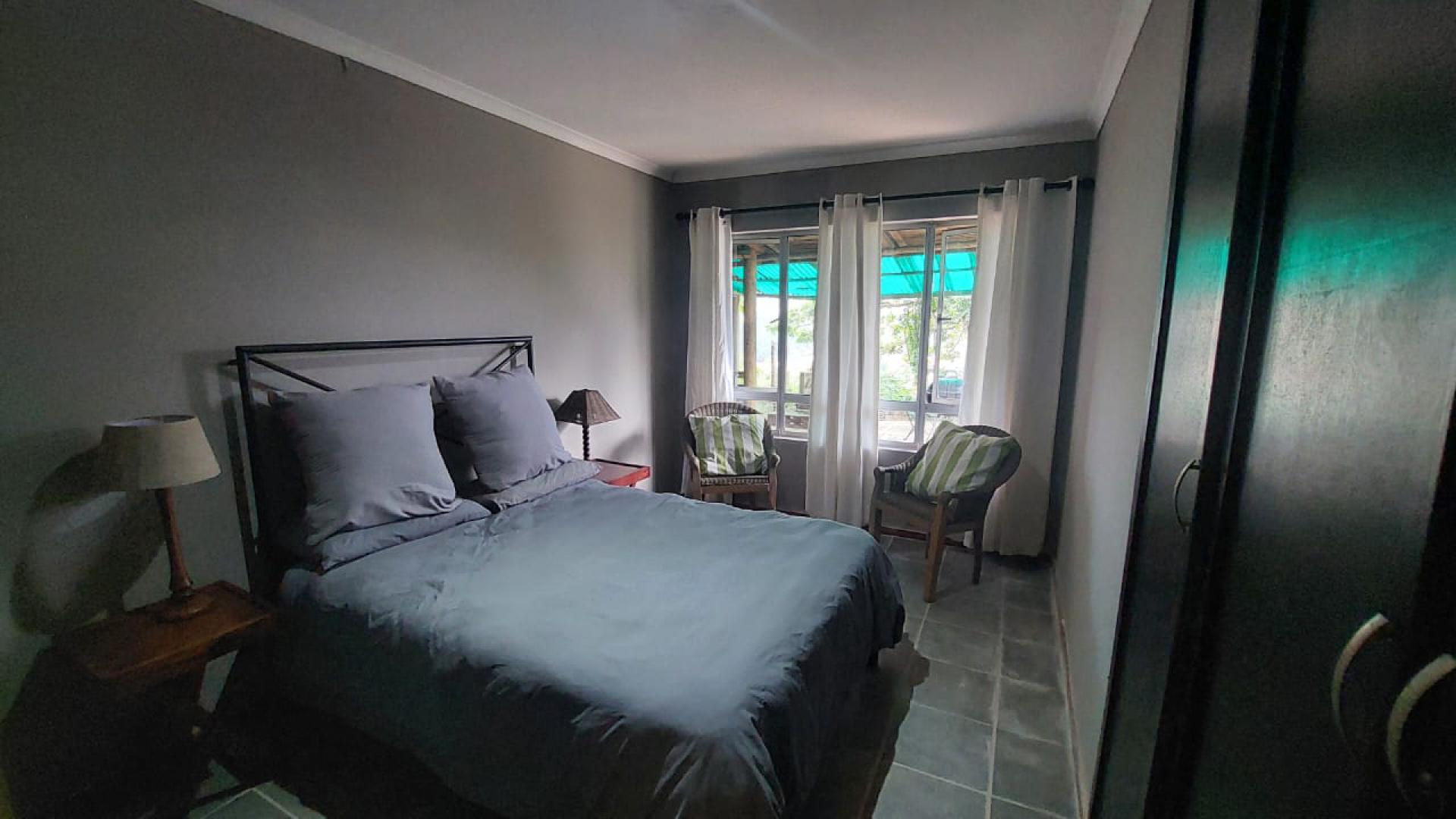 Bed Room 1 of property in Ocean View - DBN