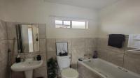 Bathroom 1 - 5 square meters of property in Lotus Gardens