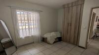 Bed Room 2 - 10 square meters of property in Lotus Gardens