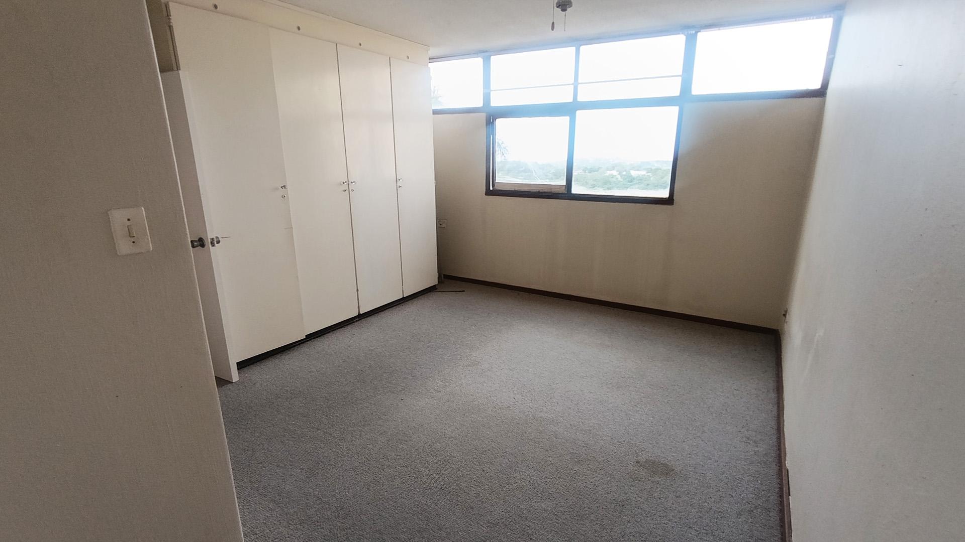 Bed Room 3 - 185 square meters of property in Pinetown 