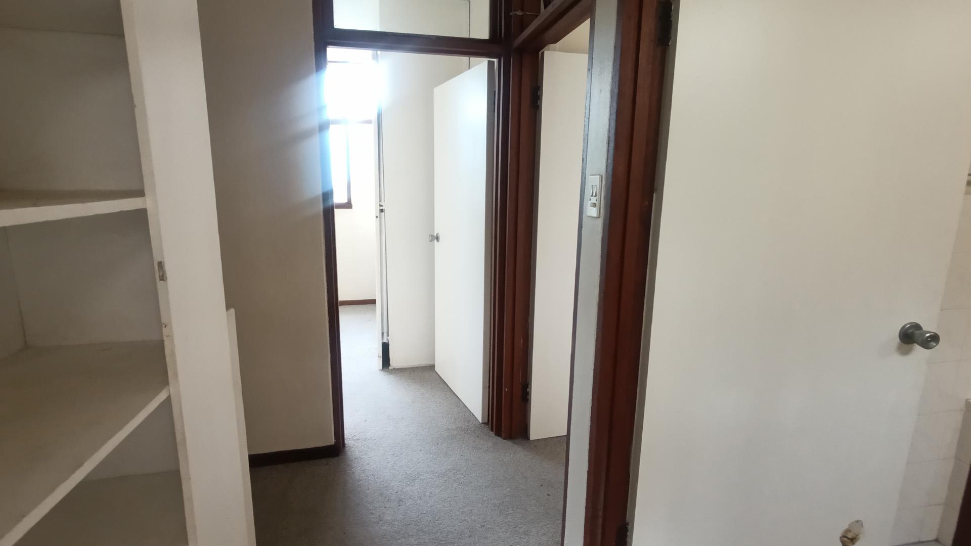 Spaces - 100 square meters of property in Pinetown 