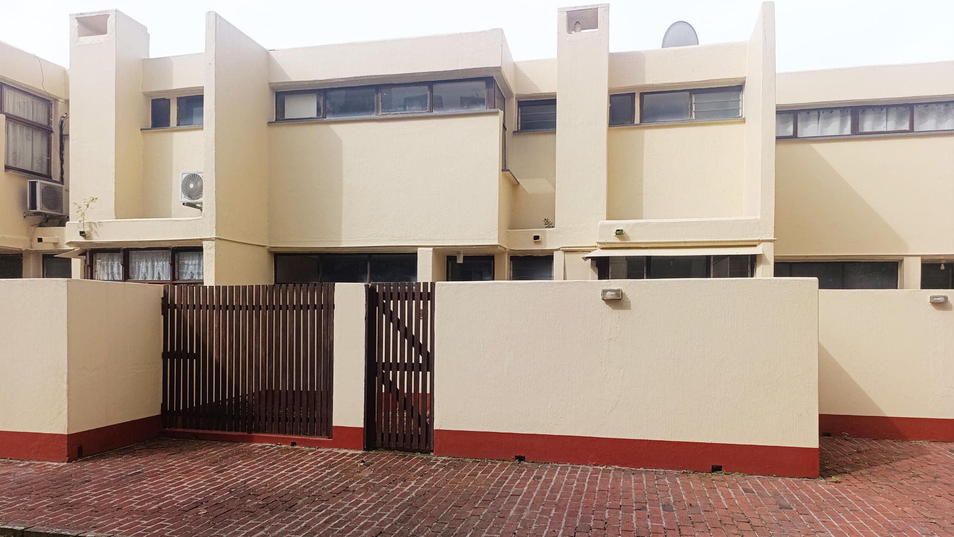Front View of property in Pinetown 