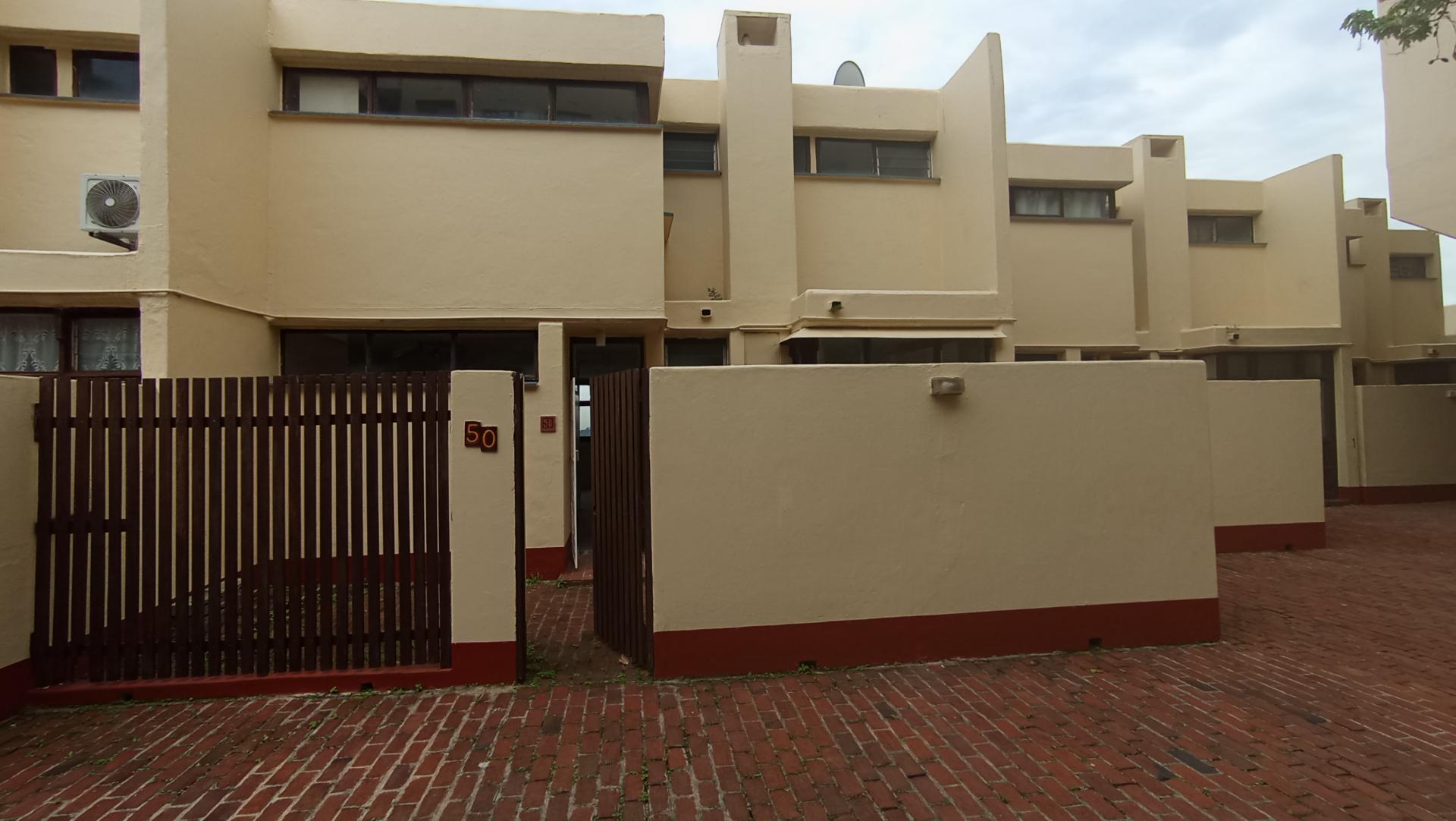 Front View of property in Pinetown 