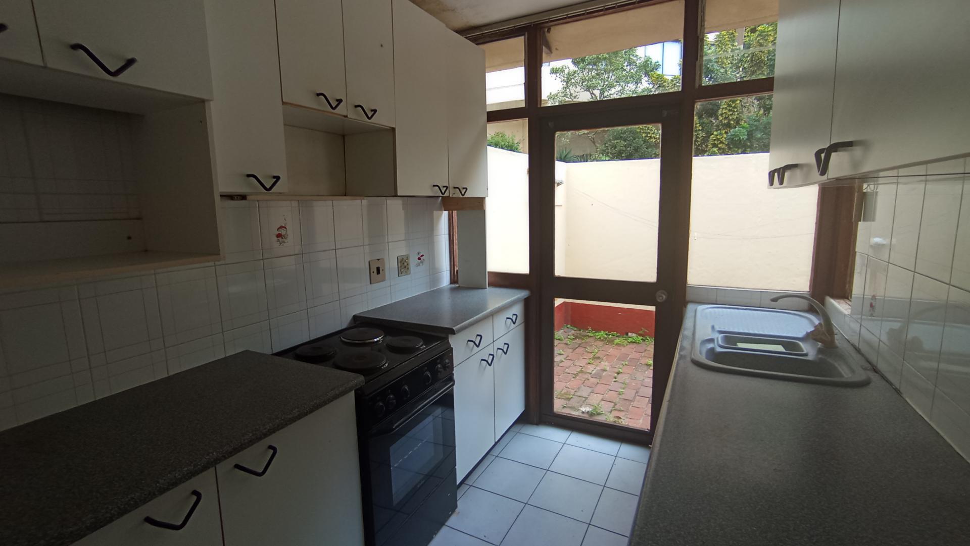 Kitchen - 51 square meters of property in Pinetown 