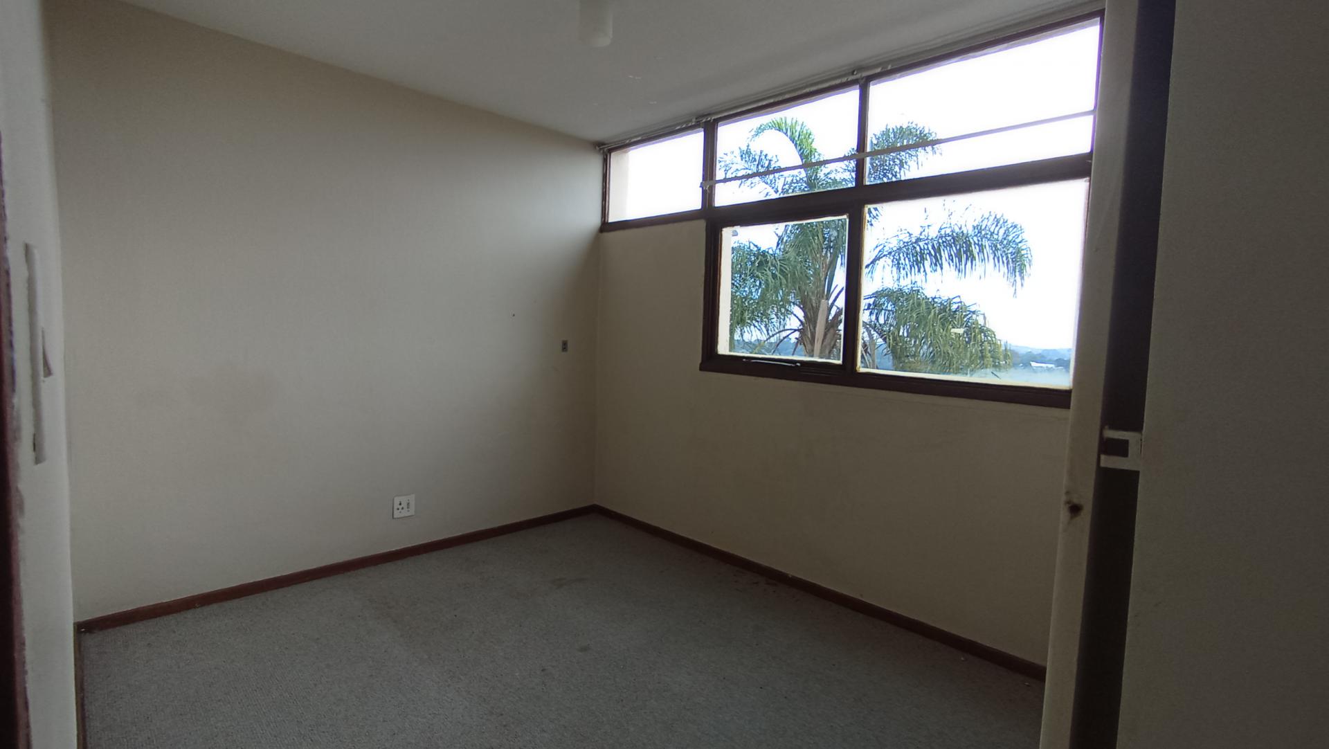 Bed Room 3 of property in Pinetown 