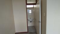 Bathroom 2 - 19 square meters of property in Pinetown 