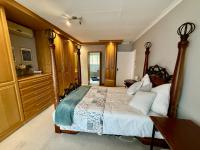  of property in Helderkruin