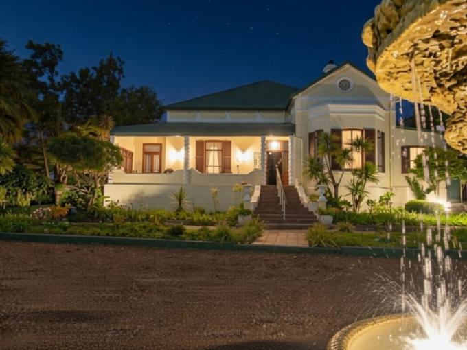 5 Bedroom House for Sale For Sale in Bergsig - MR708090