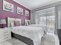  of property in Noordhang