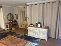  of property in Geelhoutpark