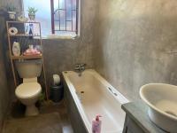  of property in Geelhoutpark