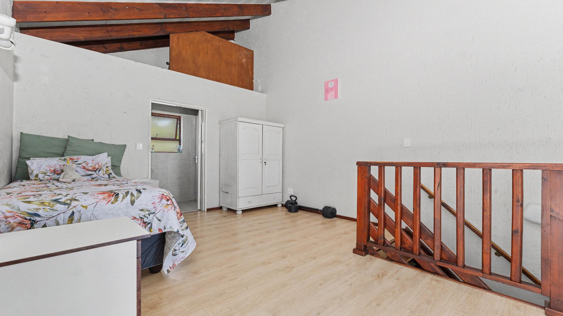 Bed Room 2 of property in Paulshof