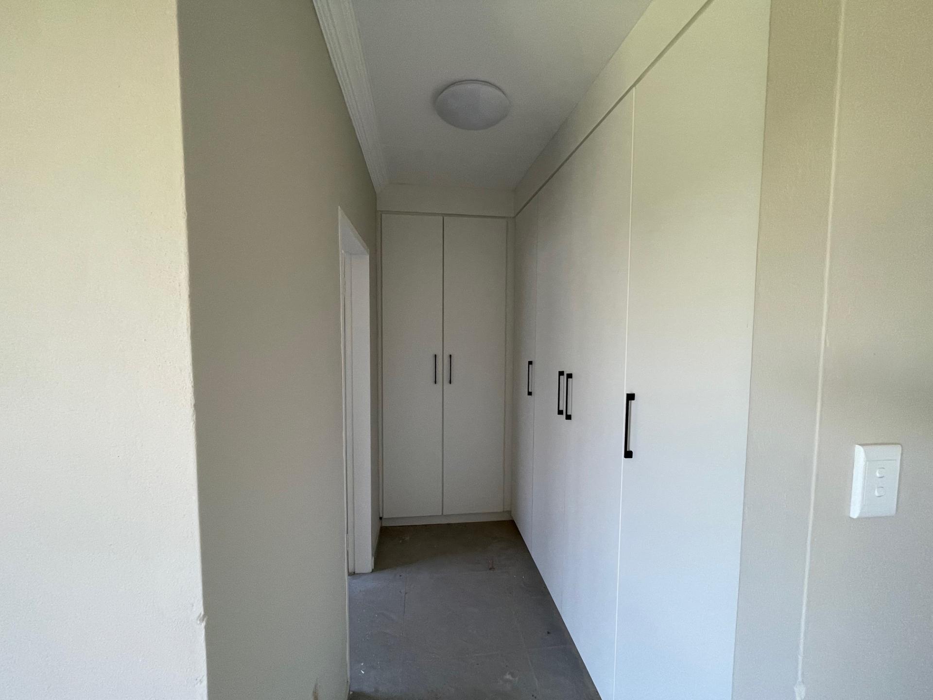  of property in Heatherview