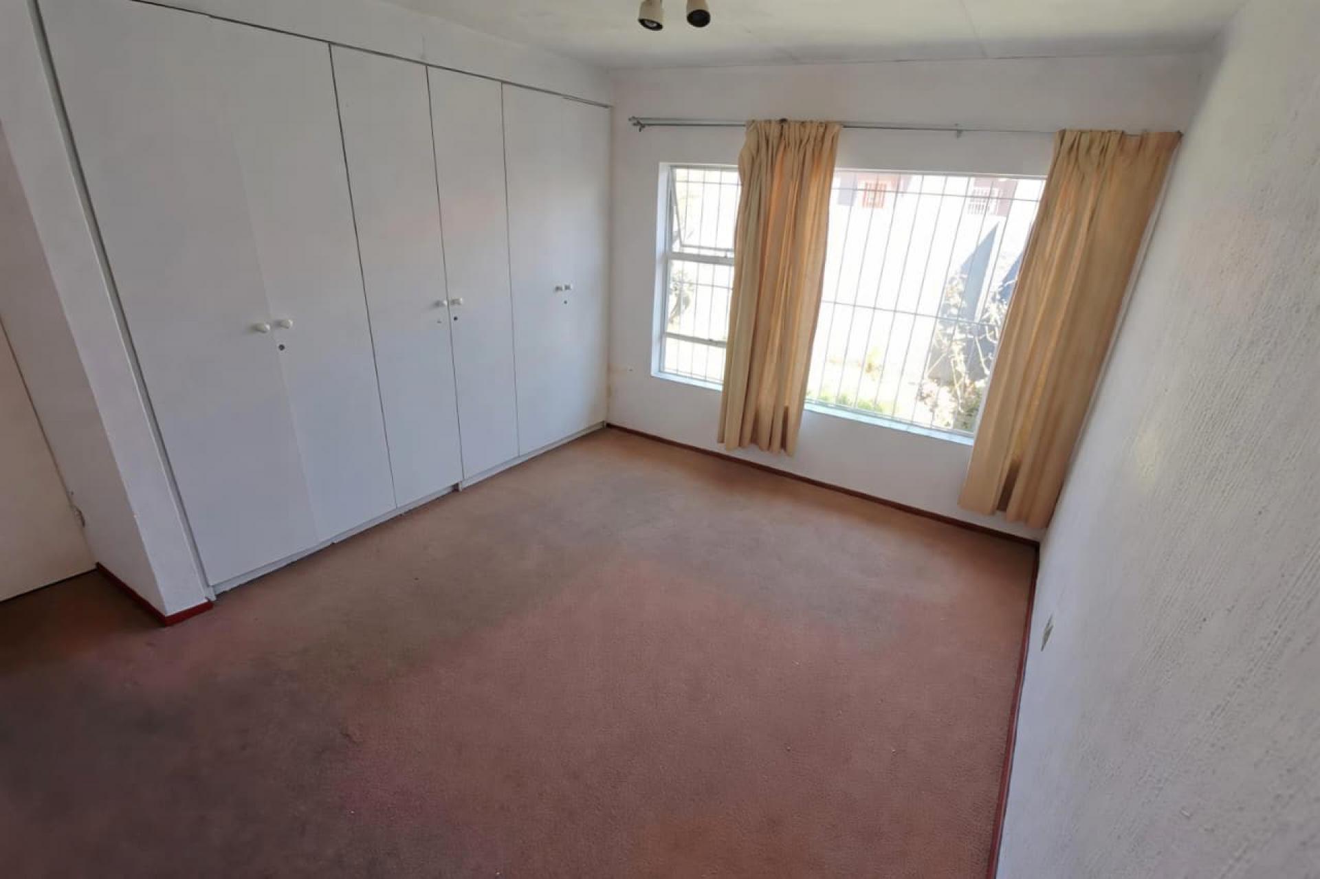  of property in Raceview