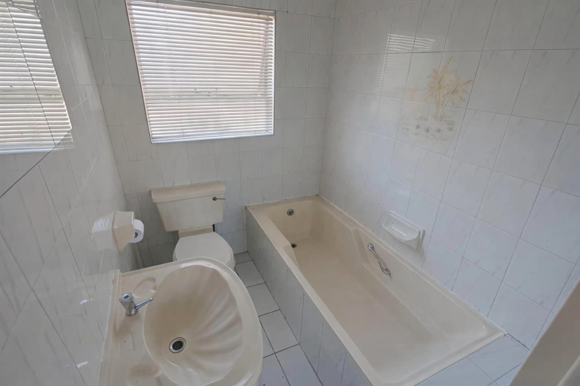  of property in Raceview