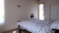 Bed Room 1 - 14 square meters of property in The Hill