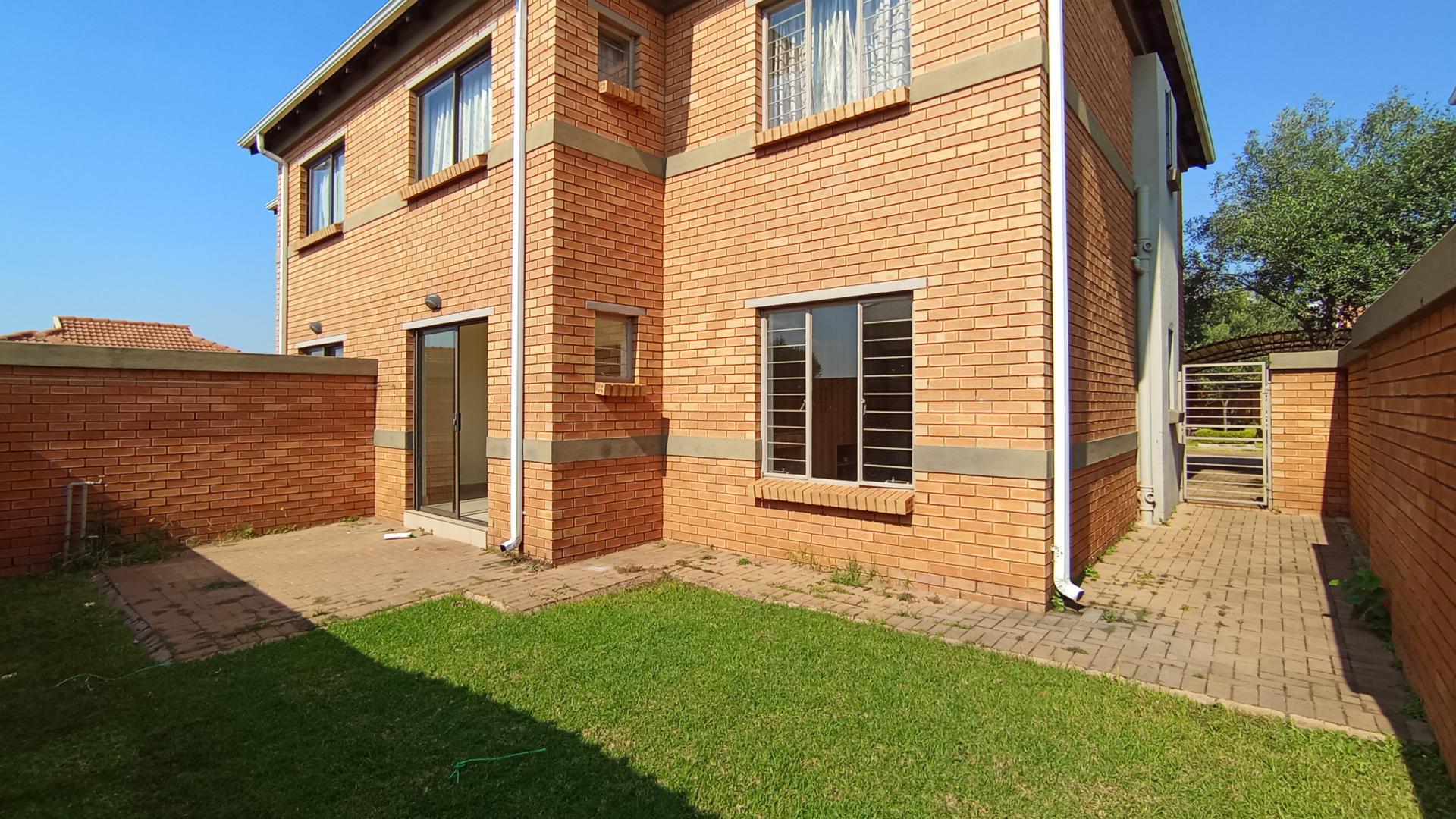 Backyard of property in Andeon