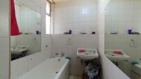 Bathroom 1 - 6 square meters of property in Sunnyside