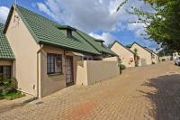  of property in Weltevreden Park