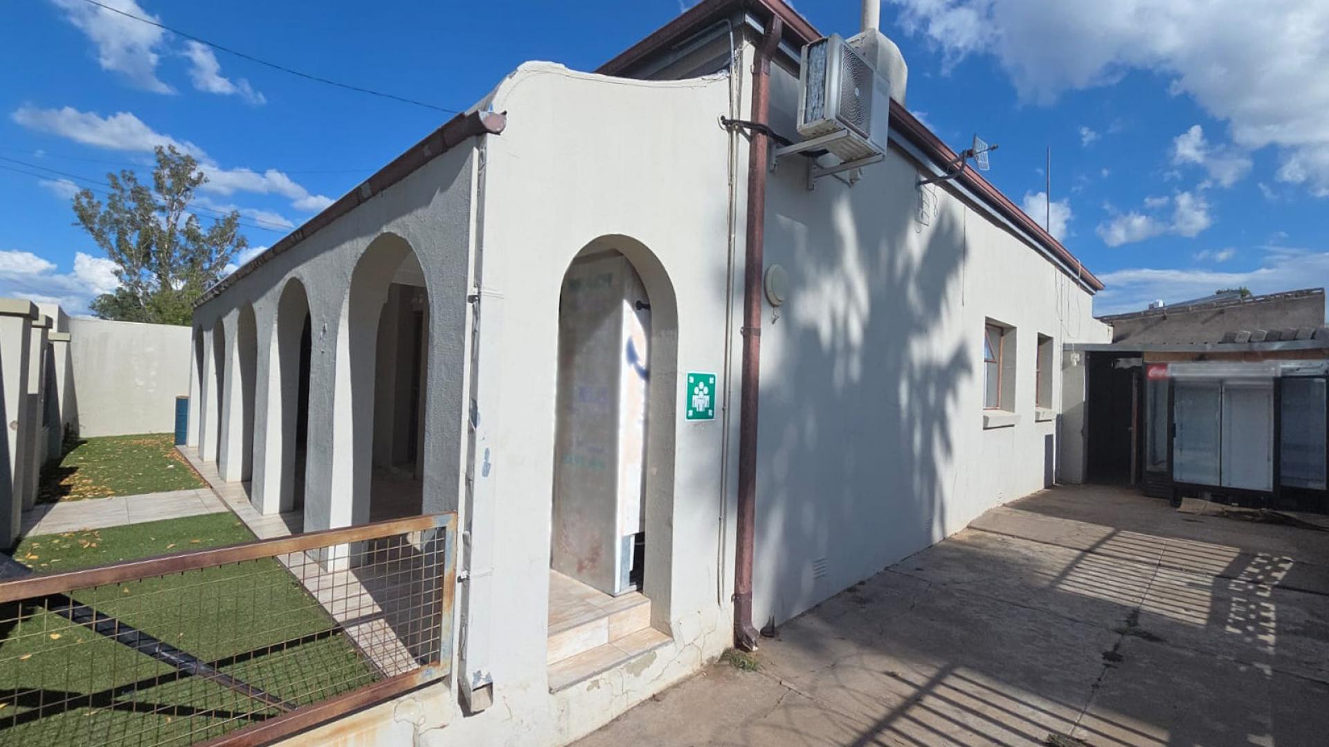 Front View of property in Queenstown