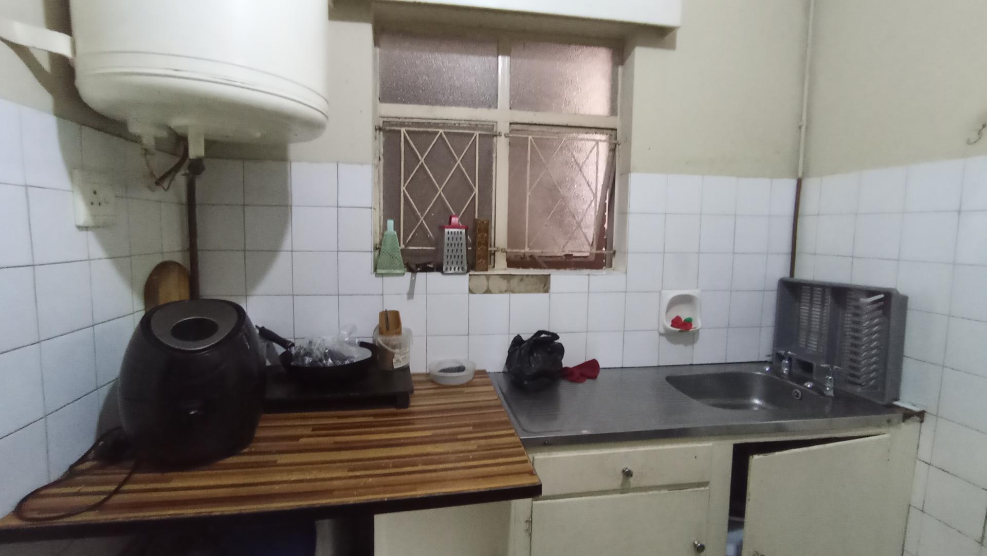 Kitchen - 7 square meters of property in Bulwer (Dbn)