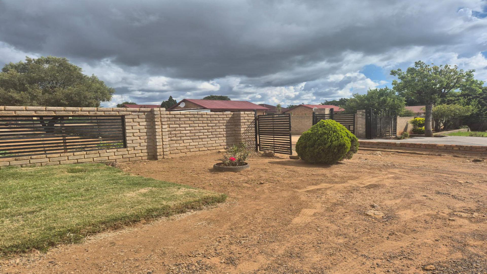 Garden of property in Zeerust
