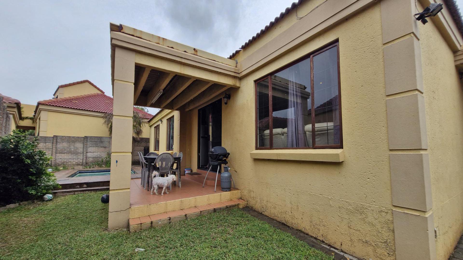 Front View of property in Barbeque Downs