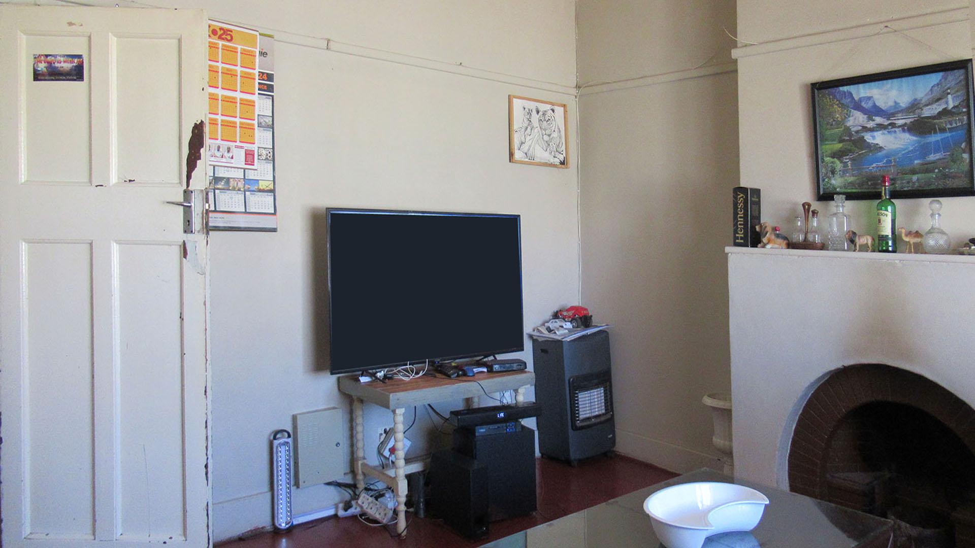 Lounges - 23 square meters of property in Kenilworth - JHB