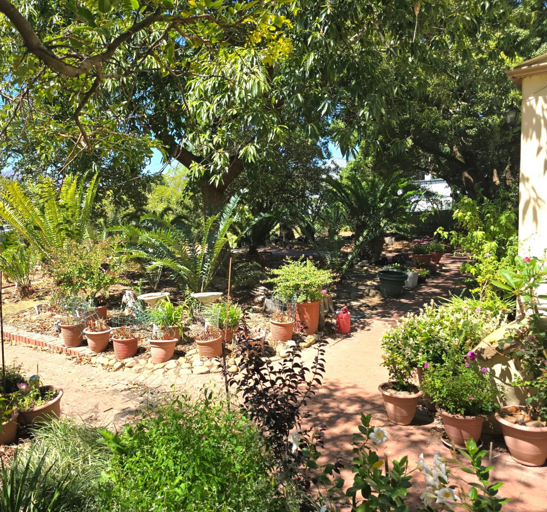  of property in Lemoenkloof