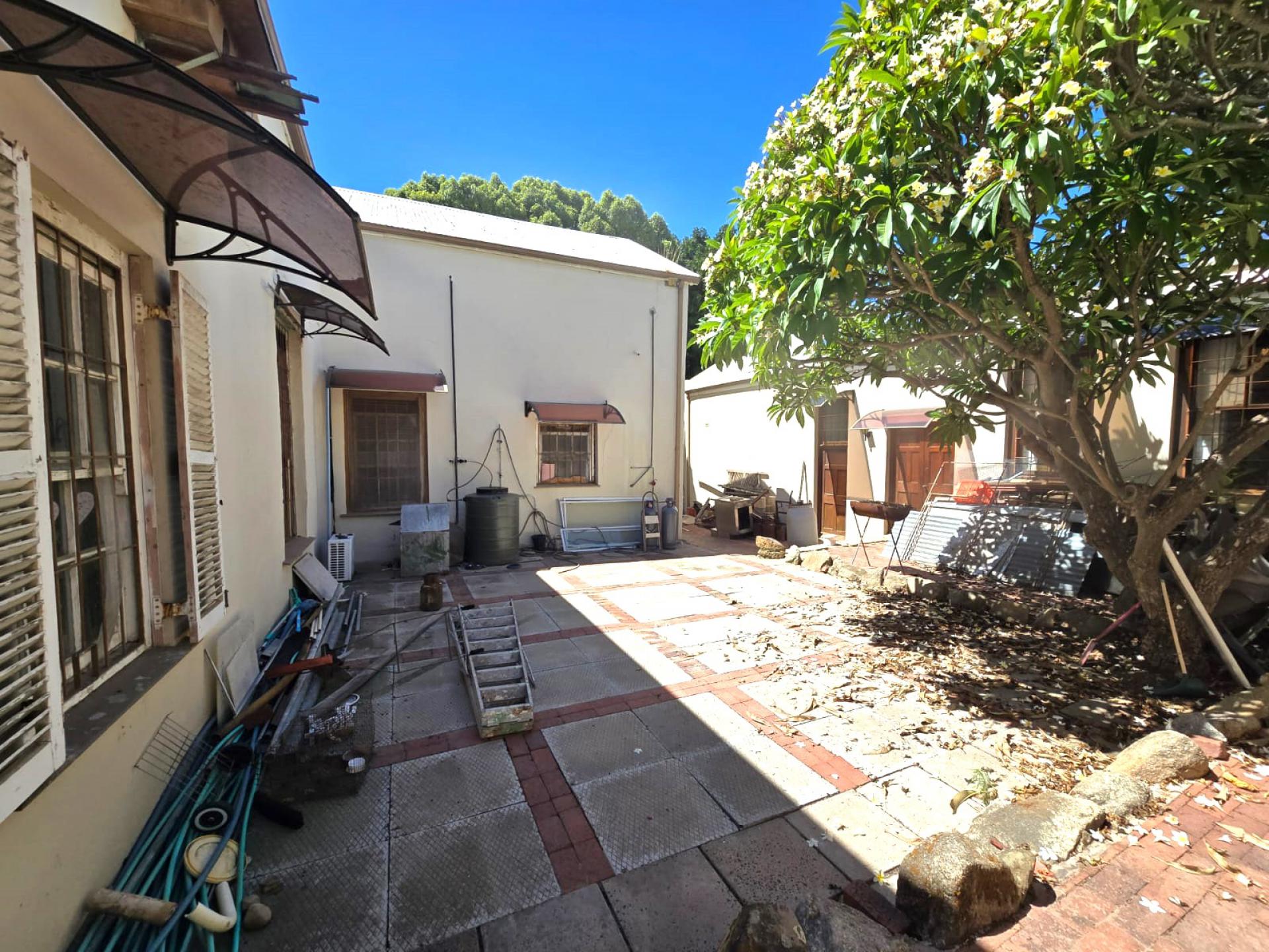  of property in Lemoenkloof