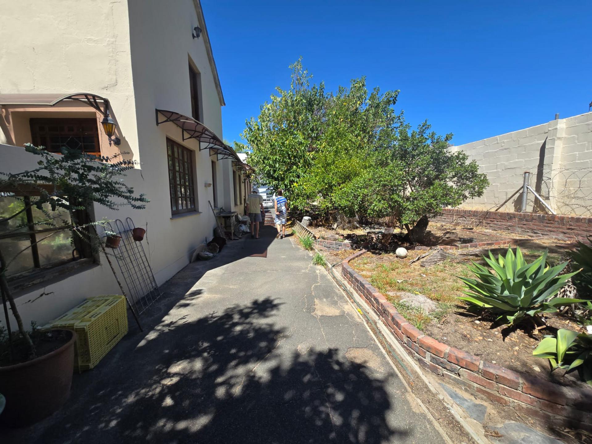  of property in Lemoenkloof